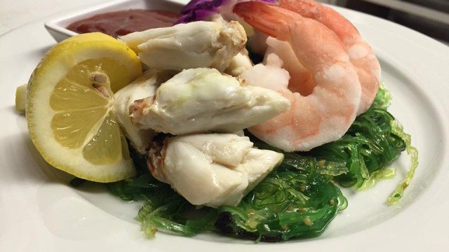 Colassal Crab & chilled Poached Shrimp
